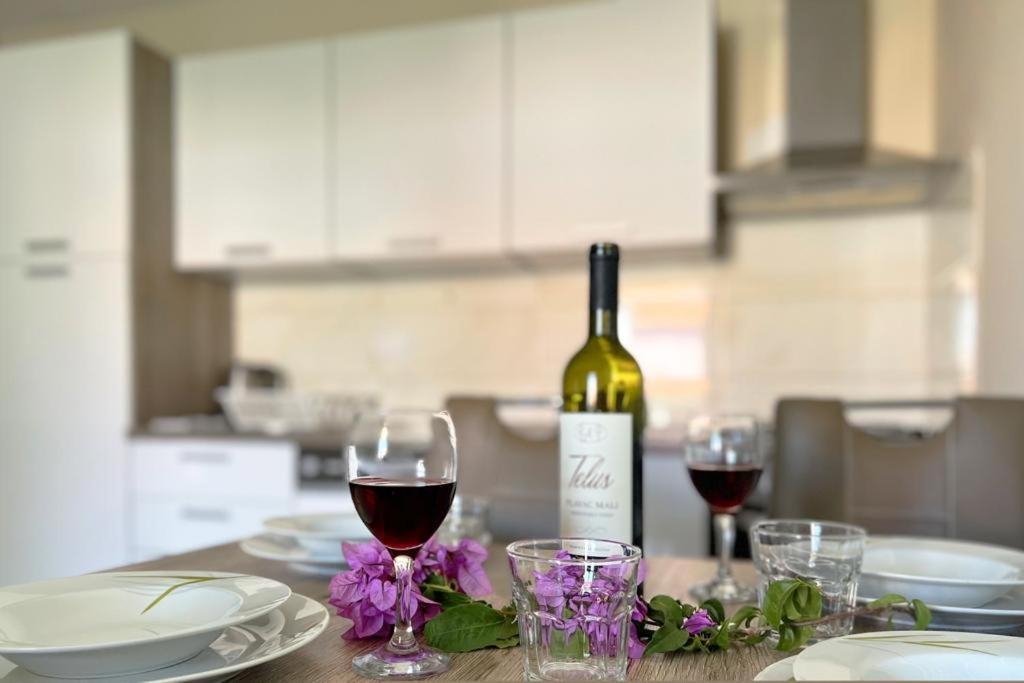 Apartments Juliet โอเรบิก ภายนอก รูปภาพ