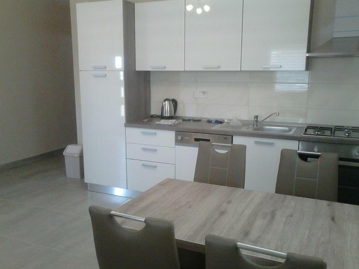 Apartments Juliet โอเรบิก ภายนอก รูปภาพ