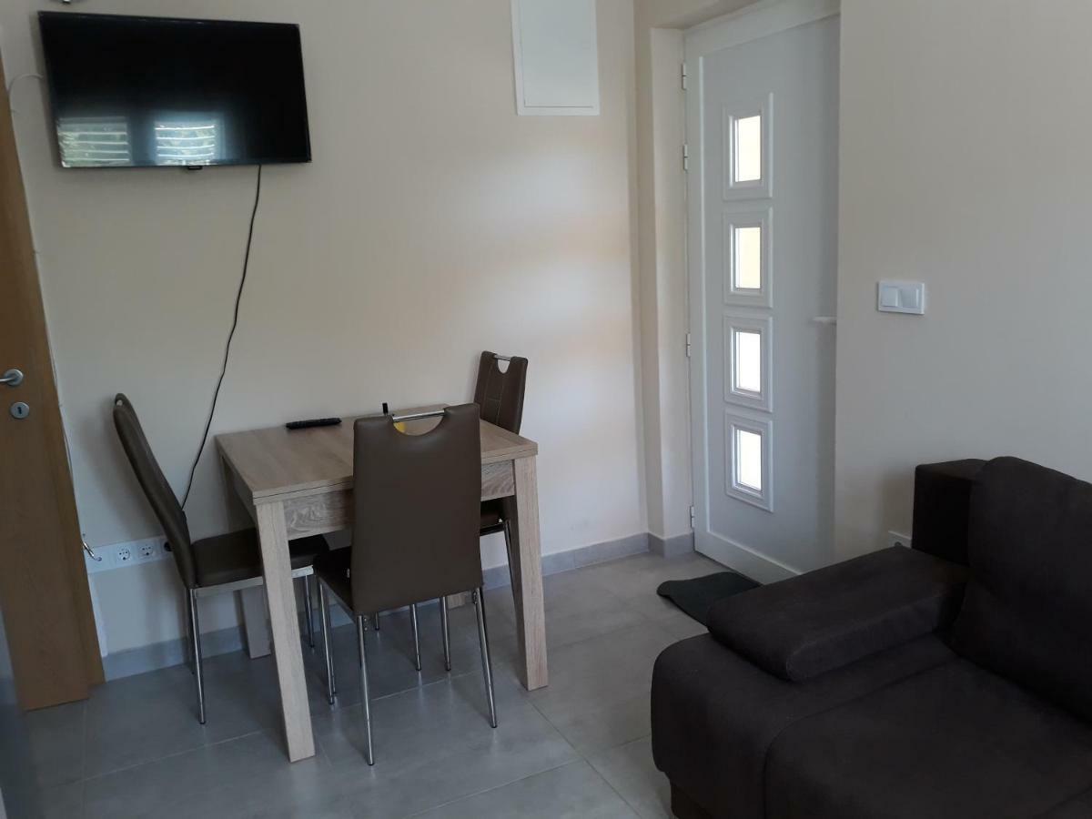 Apartments Juliet โอเรบิก ภายนอก รูปภาพ